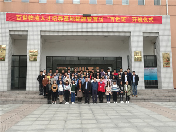 天涯社区亚洲图片报价,龟头插进厨房的淫臀的越野性能,鸡巴插入大奶里高清图片