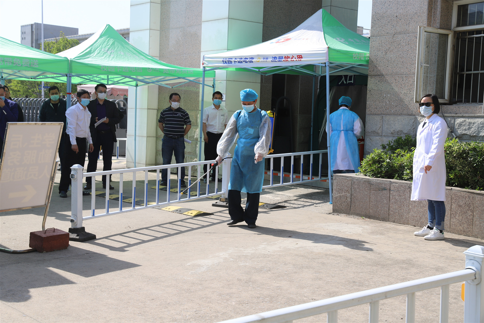 7天极速响应！“四川造”中大型无人机点亮总台春晚夜空(图1)